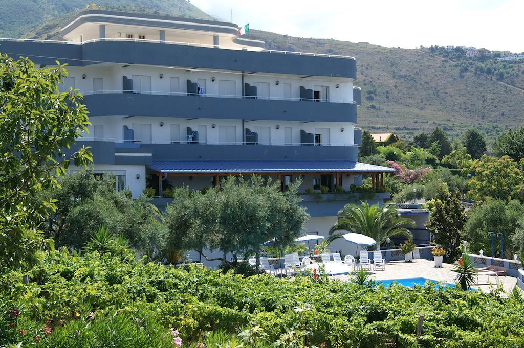 Hotel Blu Eden Praia a Mare Zewnętrze zdjęcie